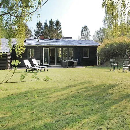 Three-bedroom Holiday In Dom wakacyjny *